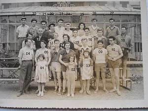 COLO LA PEYROUSE 195X 023 MONOS DIRECTION MARMITONS  1952